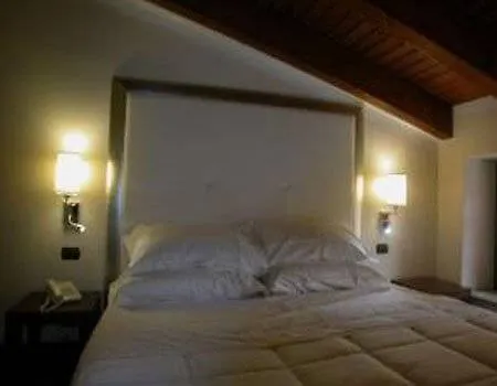 Otel The